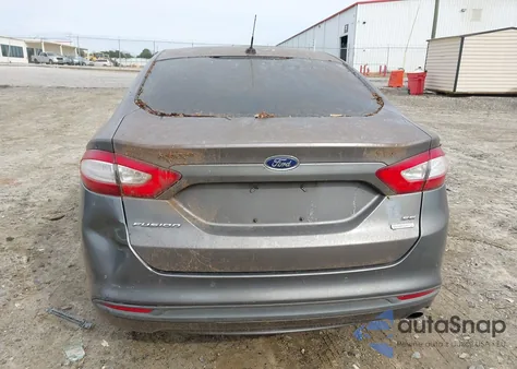 2014 Ford Fusion Se z USA, uszkodzony, nr VIN 1FA6P0HD0E5358938